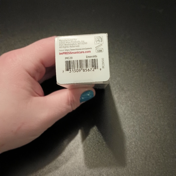 imPRESS Press-On Manicure - Short Length - Picture 2 of 3